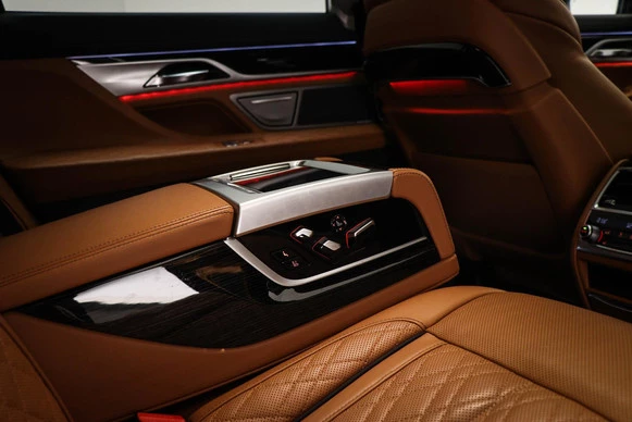 BMW 7 Serie - Afbeelding 15 van 30