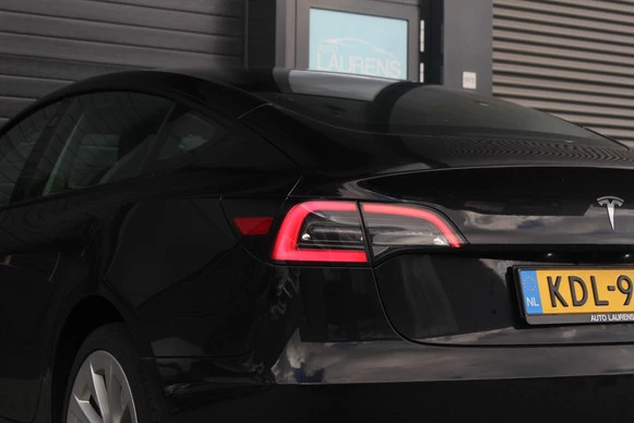 Tesla Model 3 - Afbeelding 5 van 25