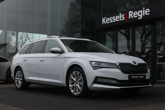 Škoda Superb - Afbeelding 26 van 30