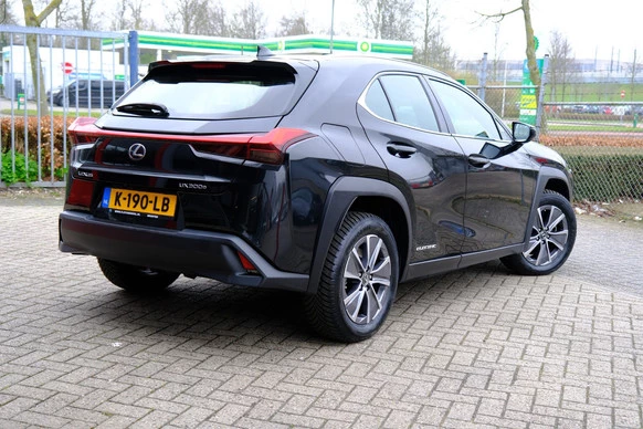 Lexus UX - Afbeelding 3 van 30