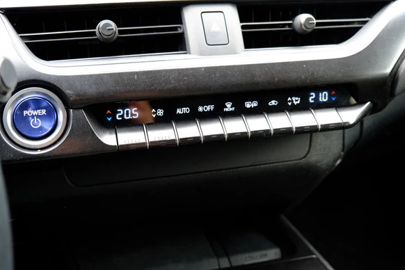 Lexus UX - Afbeelding 13 van 30