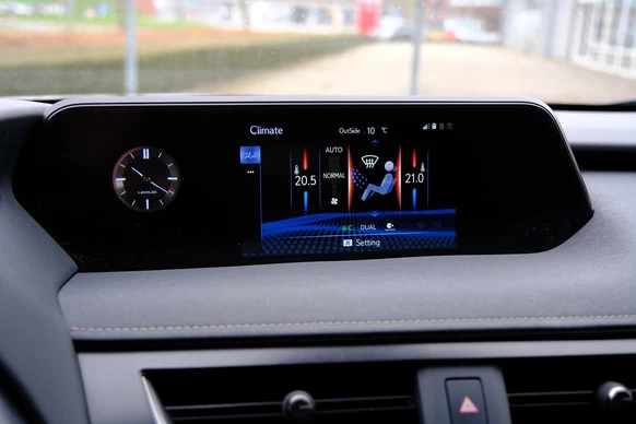 Lexus UX - Afbeelding 16 van 30