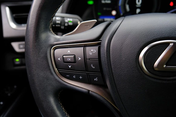 Lexus UX - Afbeelding 23 van 30
