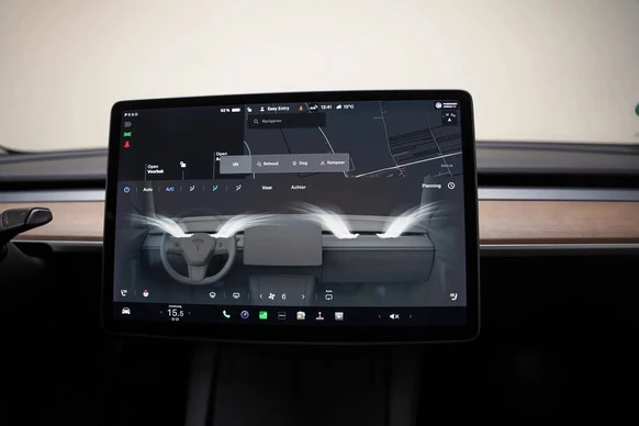 Tesla Model 3 - Afbeelding 9 van 30