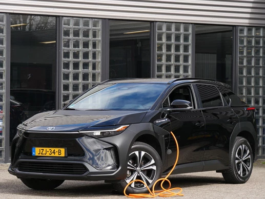 Toyota bZ4X - Afbeelding 1 van 30