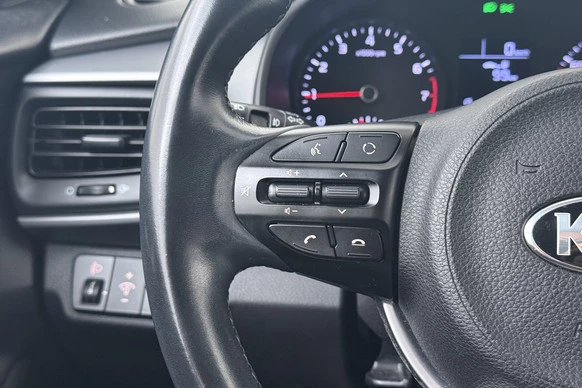 Kia Stonic - Afbeelding 17 van 30