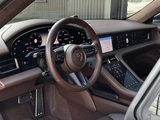 Porsche Taycan - Afbeelding 6 van 30