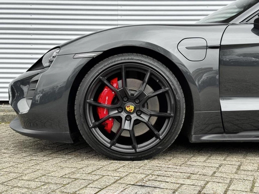 Porsche Taycan - Afbeelding 13 van 30