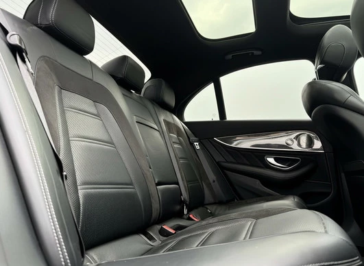 Mercedes-Benz E-Klasse - Afbeelding 27 van 28