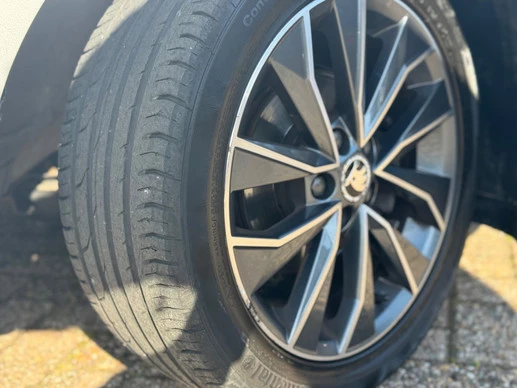 Škoda Rapid - Afbeelding 22 van 30