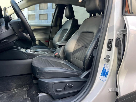 Ford Kuga - Afbeelding 8 van 20