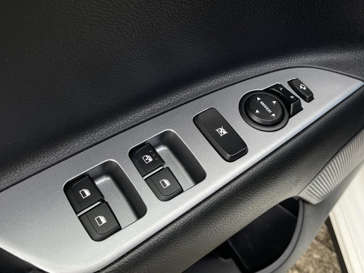 Kia Rio - Afbeelding 24 van 28