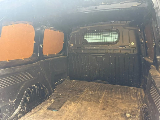 Peugeot Partner - Afbeelding 18 van 30