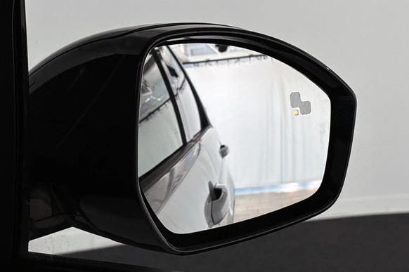 Land Rover Discovery Sport - Afbeelding 28 van 30