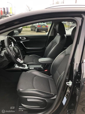 Kia XCeed - Afbeelding 13 van 17