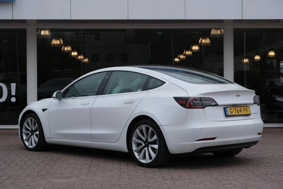 Tesla Model 3 - Afbeelding 18 van 19