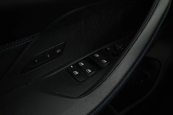 BMW i4 - Afbeelding 21 van 30