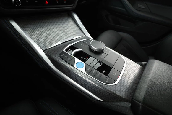 BMW i4 - Afbeelding 23 van 30