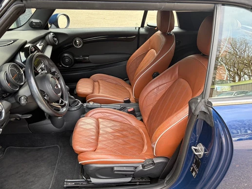 MINI Cooper Cabrio - Afbeelding 14 van 30