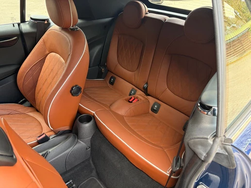 MINI Cooper Cabrio - Afbeelding 17 van 30