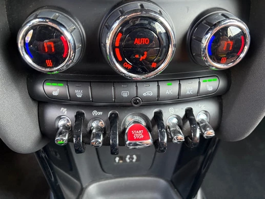 MINI Cooper Cabrio - Afbeelding 23 van 30