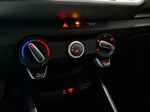 Kia Stonic - Afbeelding 22 van 24