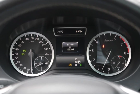 Infiniti Q30 - Afbeelding 11 van 30