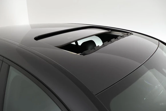 Mercedes-Benz EQC - Afbeelding 9 van 30