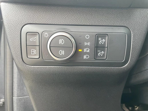 Ford Kuga - Afbeelding 25 van 30