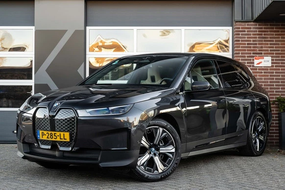 BMW iX - Afbeelding 1 van 30