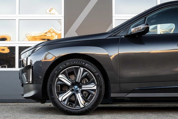 BMW iX - Afbeelding 9 van 30