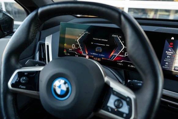 BMW iX - Afbeelding 10 van 30