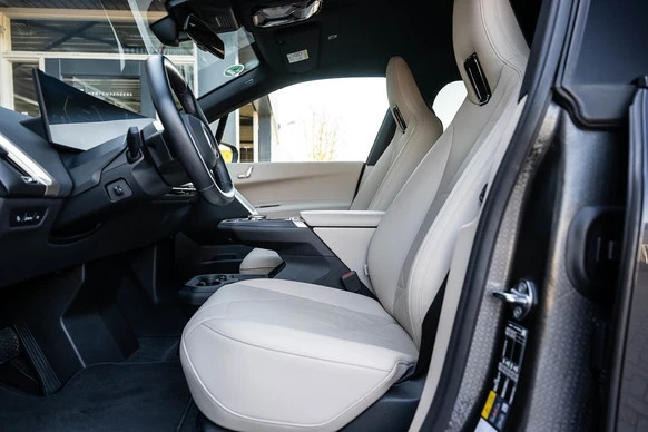 BMW iX - Afbeelding 14 van 30