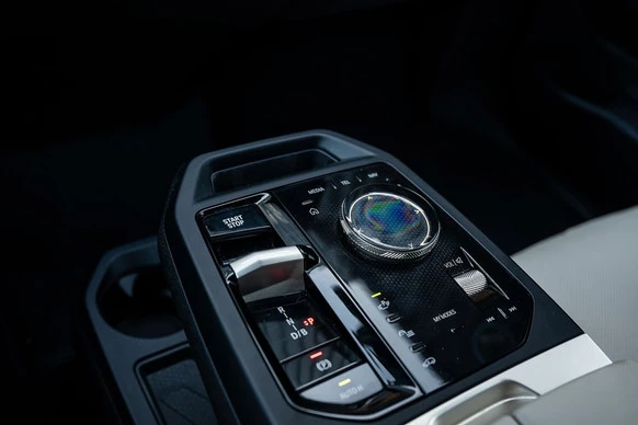 BMW iX - Afbeelding 27 van 30