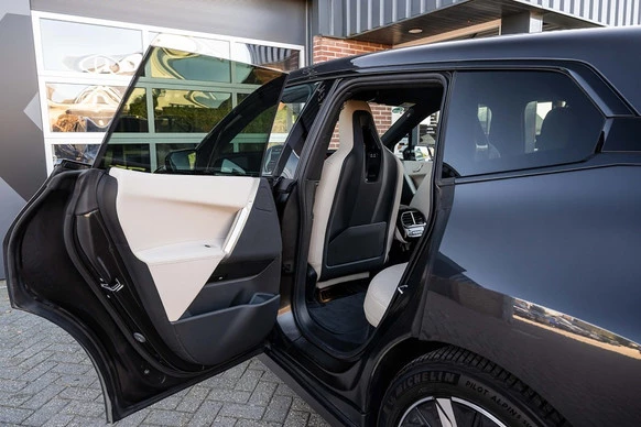 BMW iX - Afbeelding 28 van 30