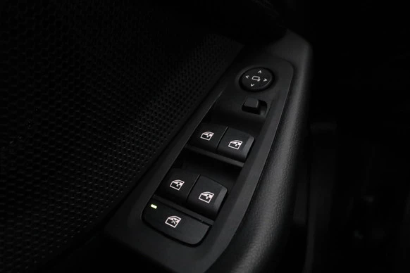 BMW 1 Serie - Afbeelding 28 van 30