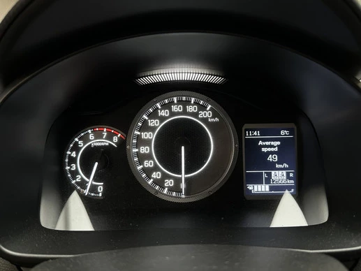 Suzuki Ignis - Afbeelding 10 van 30