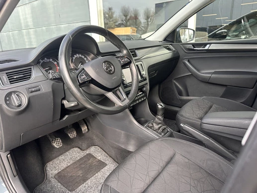 Škoda Rapid - Afbeelding 8 van 27