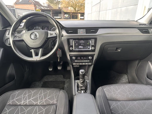 Škoda Rapid - Afbeelding 11 van 27