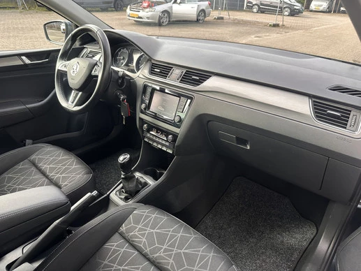 Škoda Rapid - Afbeelding 12 van 27