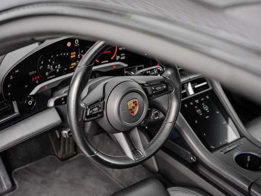 Porsche Taycan - Afbeelding 7 van 30