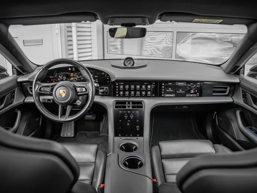 Porsche Taycan - Afbeelding 8 van 30