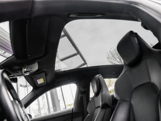 Porsche Taycan - Afbeelding 13 van 30