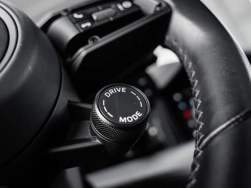 Porsche Taycan - Afbeelding 28 van 30