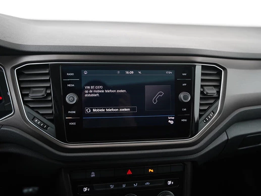 Volkswagen T-Roc - Afbeelding 16 van 30