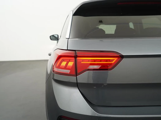 Volkswagen T-Roc - Afbeelding 22 van 30