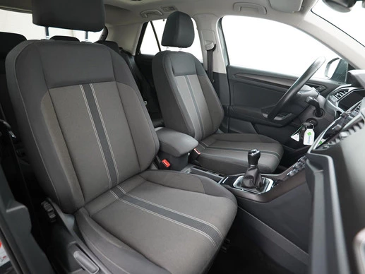 Volkswagen T-Roc - Afbeelding 26 van 30