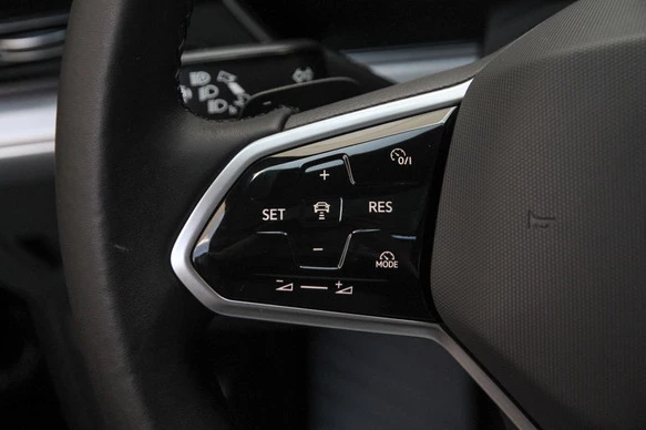 Volkswagen Touareg - Afbeelding 4 van 26