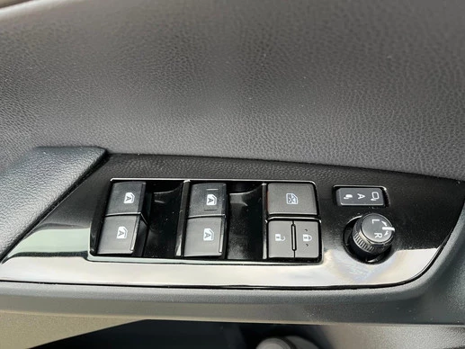 Toyota Prius - Afbeelding 16 van 23