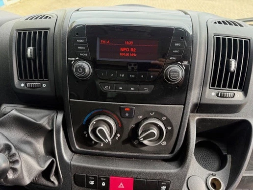 Peugeot Boxer - Afbeelding 22 van 30